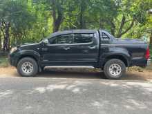 https://riyasewana.com/uploads/toyota-hilux-invisible-2008-2412505312402.jpg