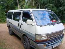 Toyota Hilux LH113 1994 Van