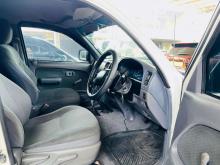 https://riyasewana.com/uploads/toyota-hilux-lh166-3917026594.jpg