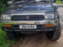 Toyota Hilux LN 107 1993 Pickup