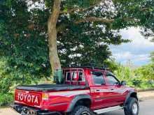 https://riyasewana.com/uploads/toyota-hilux-ln-1990-2813085612272.jpg