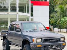 Toyota Hilux LN106 1990 Pickup