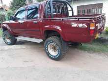 https://riyasewana.com/uploads/toyota-hilux-ln106-1990-206590512993.jpg