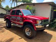 Toyota Hilux LN106 5L 1990 Pickup