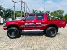 https://riyasewana.com/uploads/toyota-hilux-ln106-1993-111453212382.jpg