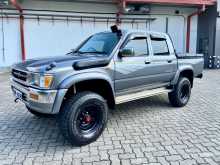 https://riyasewana.com/uploads/toyota-hilux-ln106-1997-1114225612643.jpg