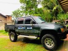 Toyota Hilux LN106 1987 Pickup