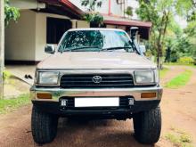Toyota Hilux LN106R 1996 Pickup