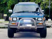 https://riyasewana.com/uploads/toyota-hilux-ln107-1997-10390712082.jpg
