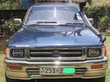 Toyota Hilux LN107 1993 Pickup