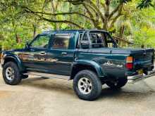 Toyota Hilux LN107 1995 Pickup