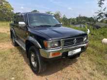 Toyota Hilux LN109 Double Cab 1995 Pickup