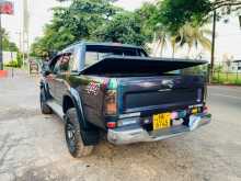 https://riyasewana.com/uploads/toyota-hilux-ln165-1999-2911530712723.jpg