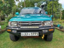 https://riyasewana.com/uploads/toyota-hilux-ln165-72054076495.jpg