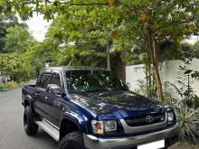 Toyota Hilux LN166 2001 Pickup