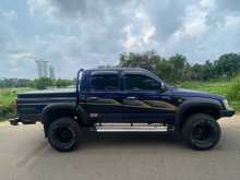 https://riyasewana.com/uploads/toyota-hilux-ln166-1998-53050712733.jpg
