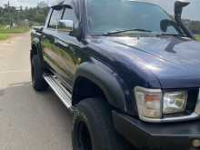 https://riyasewana.com/uploads/toyota-hilux-ln166-1998-714472412832.jpg