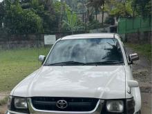 Toyota Hilux LN166R 2004 Pickup