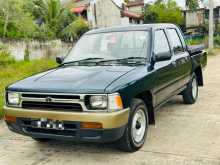 https://riyasewana.com/uploads/toyota-hilux-ln85-1996-139360612912.jpg