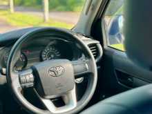 https://riyasewana.com/uploads/toyota-hilux-low-2016-415465512314.jpg