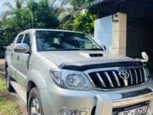 https://riyasewana.com/uploads/toyota-hilux-manual-2007-712531712144.jpg