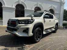 https://riyasewana.com/uploads/toyota-hilux-revo-11152712852.jpg