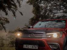 https://riyasewana.com/uploads/toyota-hilux-revo-1210231224193.jpg