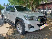 Toyota Hilux Revo Rocco 2018 Car