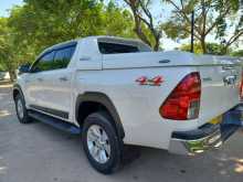 https://riyasewana.com/uploads/toyota-hilux-revo-15836204822.jpg