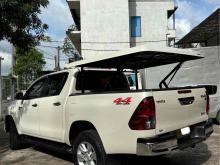 https://riyasewana.com/uploads/toyota-hilux-revo-18555724523.jpg