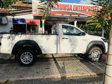 https://riyasewana.com/uploads/toyota-hilux-revo-1917284624231.jpg