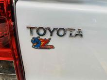 https://riyasewana.com/uploads/toyota-hilux-revo-1917284624372.jpg