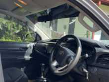 https://riyasewana.com/uploads/toyota-hilux-revo-2016-1013385212733.jpg
