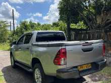 https://riyasewana.com/uploads/toyota-hilux-revo-2016-2116031412202.jpg