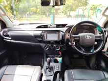 https://riyasewana.com/uploads/toyota-hilux-revo-2017-1822411412614.jpg