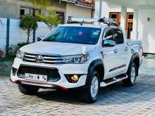 Toyota Hilux Revo G Grade 2017 Pickup