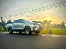 https://riyasewana.com/uploads/toyota-hilux-revo-2018-2210123212013.jpg