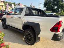 https://riyasewana.com/uploads/toyota-hilux-revo-2025-20202012792.jpg