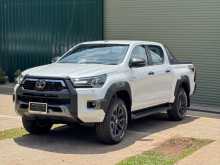 Toyota Hilux Revo Rocco 2025 Pickup