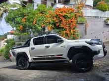 https://riyasewana.com/uploads/toyota-hilux-revo-217241310021.jpg
