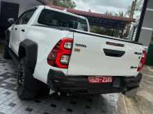 https://riyasewana.com/uploads/toyota-hilux-revo-219483022563.jpg