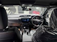 https://riyasewana.com/uploads/toyota-hilux-revo-219485524771.jpg