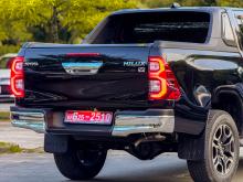 https://riyasewana.com/uploads/toyota-hilux-revo-270153217935.jpg
