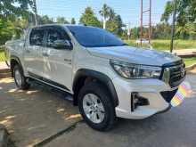 https://riyasewana.com/uploads/toyota-hilux-revo-301802384573.jpg