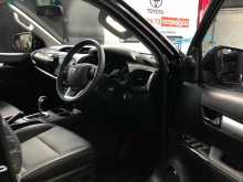 https://riyasewana.com/uploads/toyota-hilux-revo-712570422473.jpg