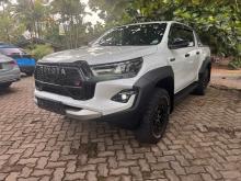 Toyota Hilux Revo GR Sport 2025 Pickup