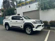 https://riyasewana.com/uploads/toyota-hilux-revolution-11122436422.jpg