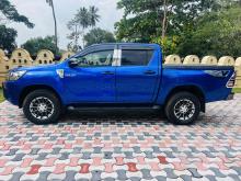 https://riyasewana.com/uploads/toyota-hilux-revolution-1510041724402.jpg