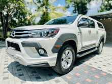 https://riyasewana.com/uploads/toyota-hilux-revolution-2016-225454112134.jpg