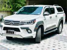 https://riyasewana.com/uploads/toyota-hilux-revolution-2016-3021185012642.jpg